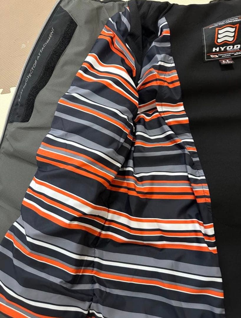 HYOD フード付きダウンジャケット グレー