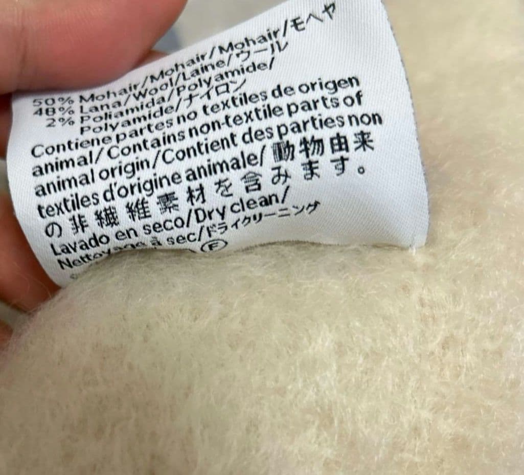 LOEWE ホワイト マフラー