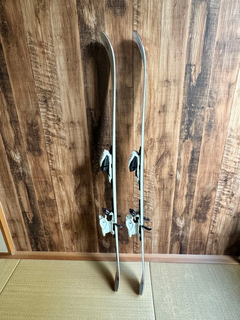 VECTOR GLIDE NANA 130㎝　子供　ジュニア　スキー板