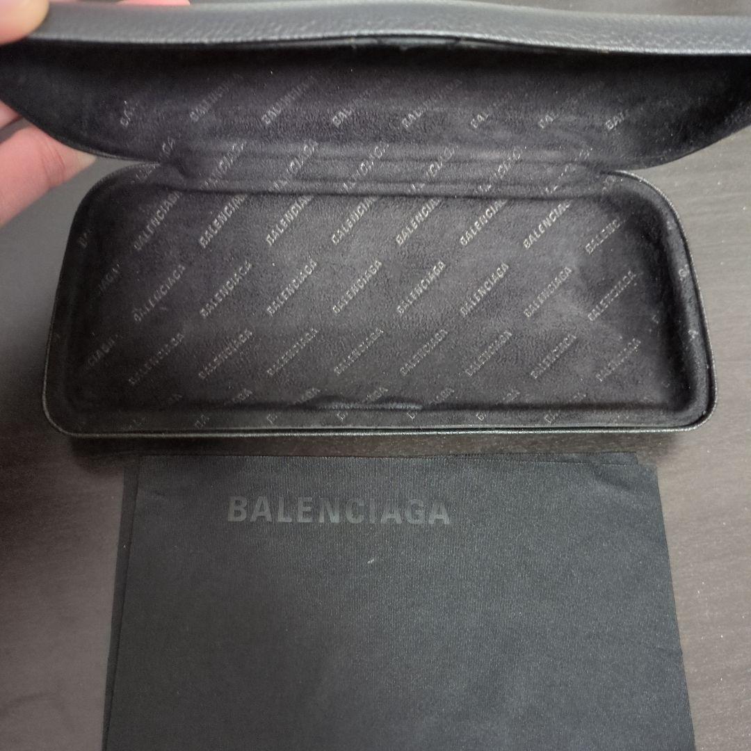 BALENCIAGA　バレンシアガサングラス　ゴールド