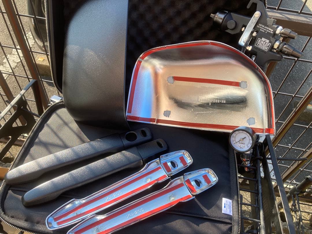 デリカd5後期ドアハンドルカバー，ドアミラーカバー本物ラプター塗装