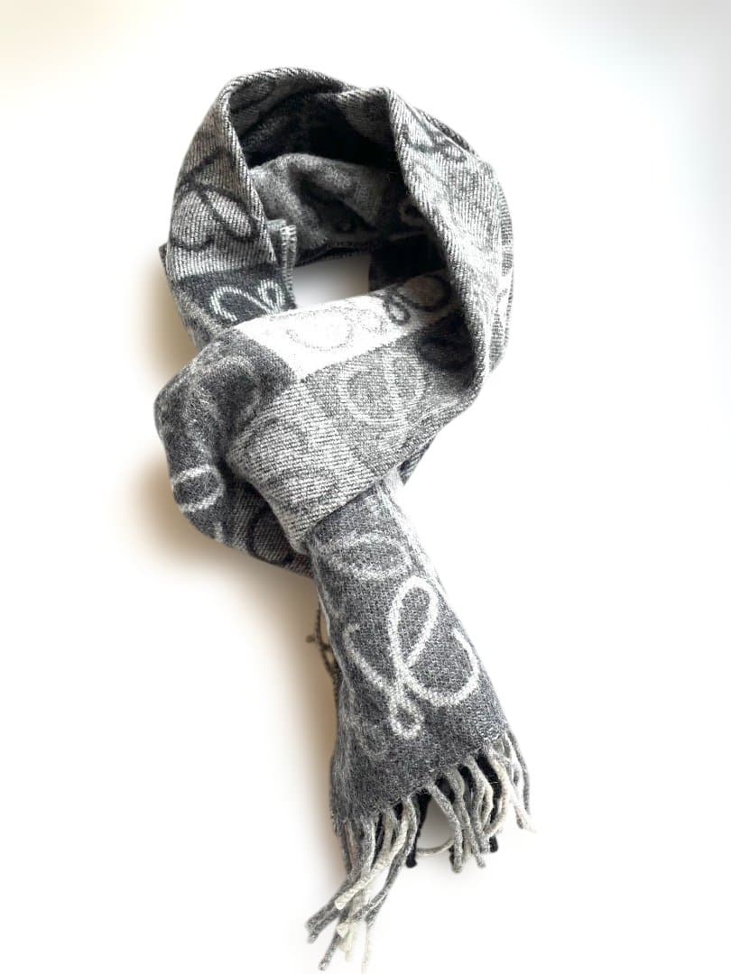 LOEWE ロエベ アナグラムマフラー