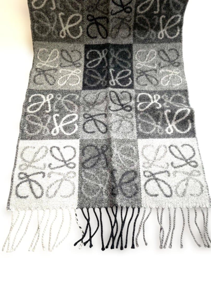 LOEWE ロエベ アナグラムマフラー