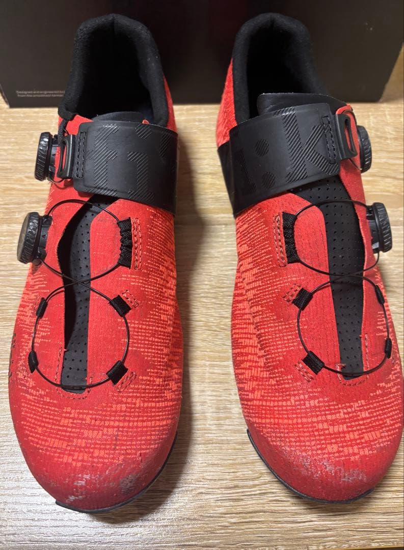 フィジーク　VENTO INFINITO KNIT CARBON