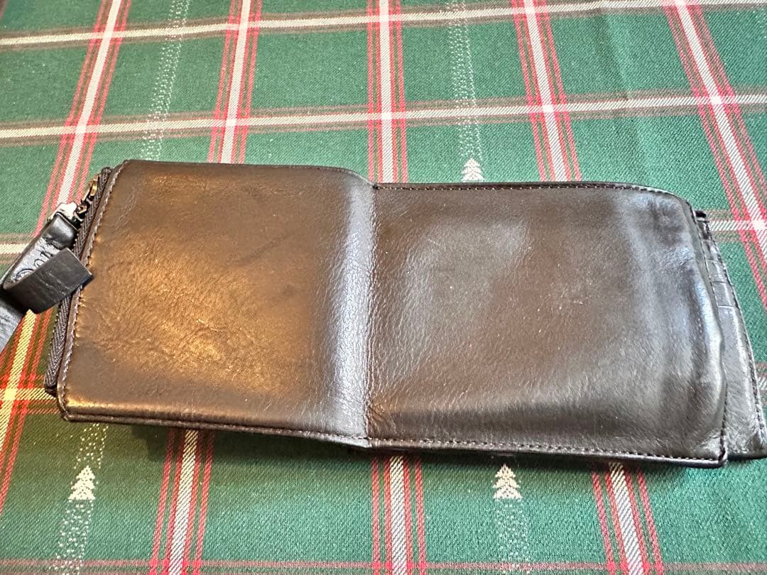 メゾンマルジェラ　二つ折り財布　シボ革　S55UI0288