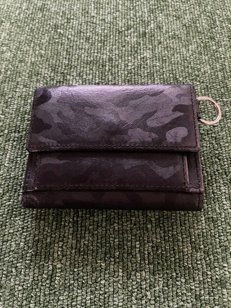 美品 PORTERポーター ワンダー コンパクトウォレット 財布 カモフラ黒