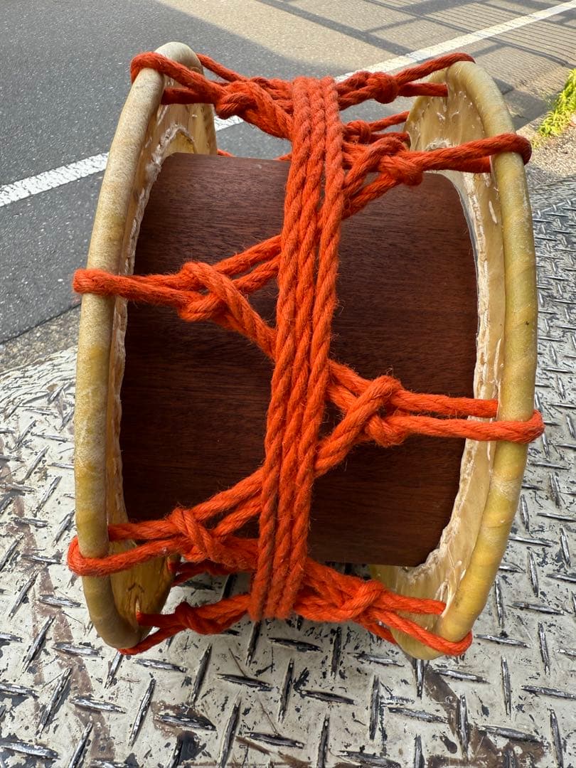 ●現状品●和太鼓/附締太鼓　鼓面 約30.5㎝　打楽器 平太鼓 祭り能楽本革伝統