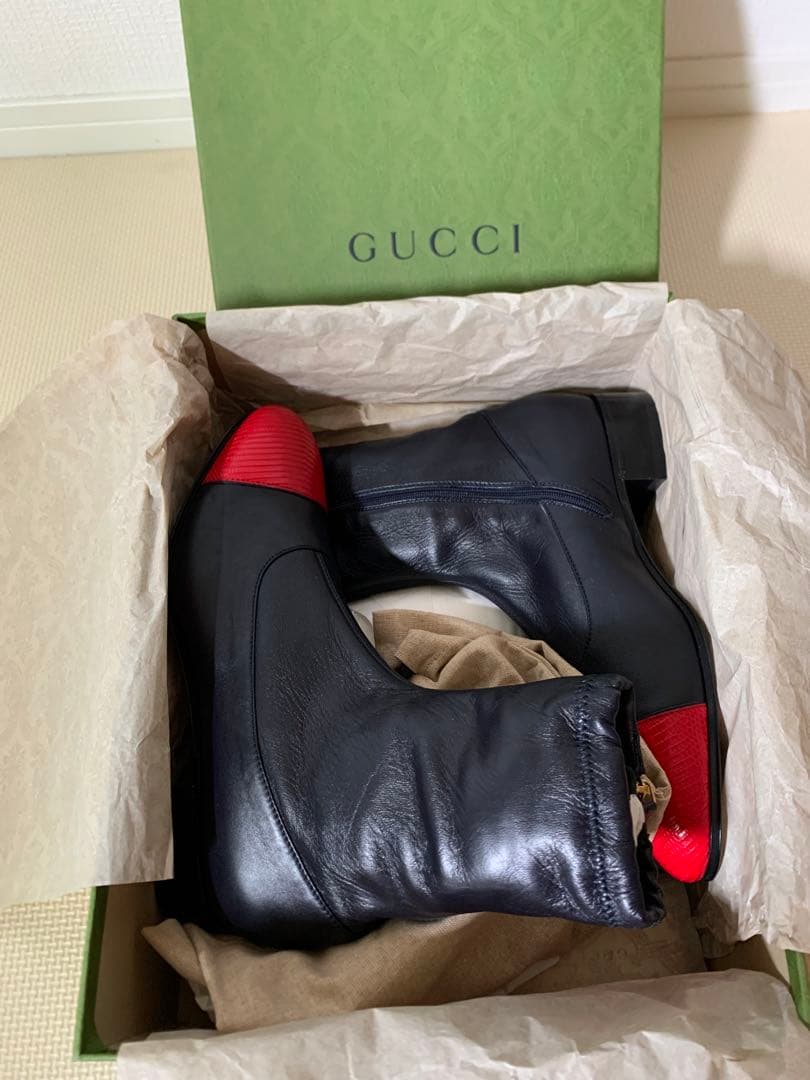 新品未使用　GUCCI バイカラーアンクルブーツ