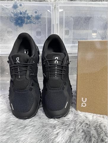 On Cloud 6 ランニングシューズ 24cm ブラック