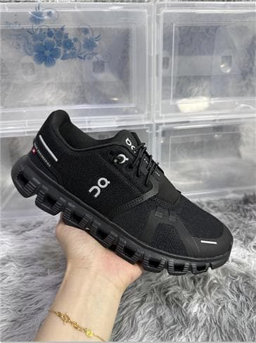 On Cloud 6 ランニングシューズ 24cm ブラック