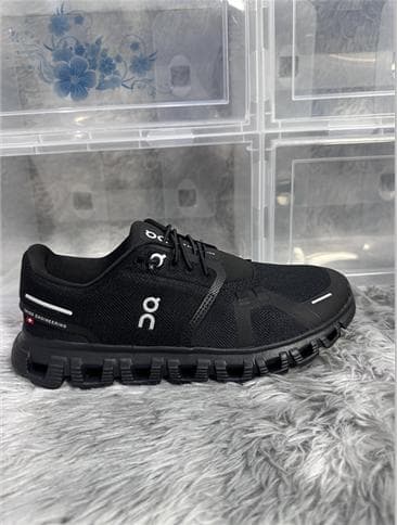 On Cloud 6 ランニングシューズ 24cm ブラック