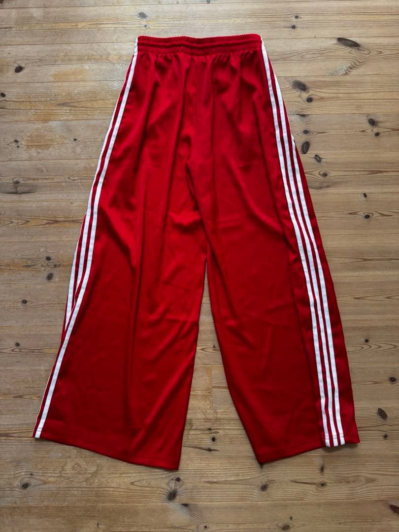 adidas originals ワイドトラックパンツ