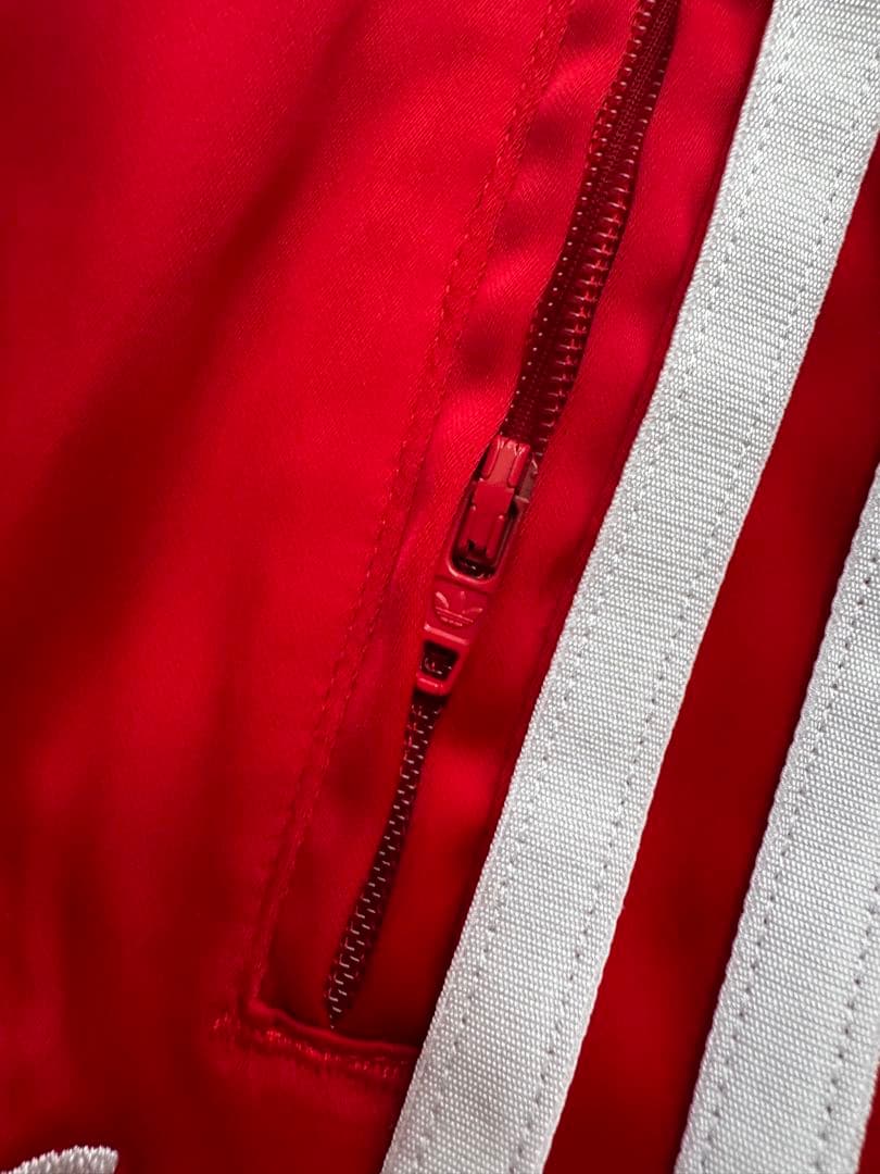 adidas originals ワイドトラックパンツ