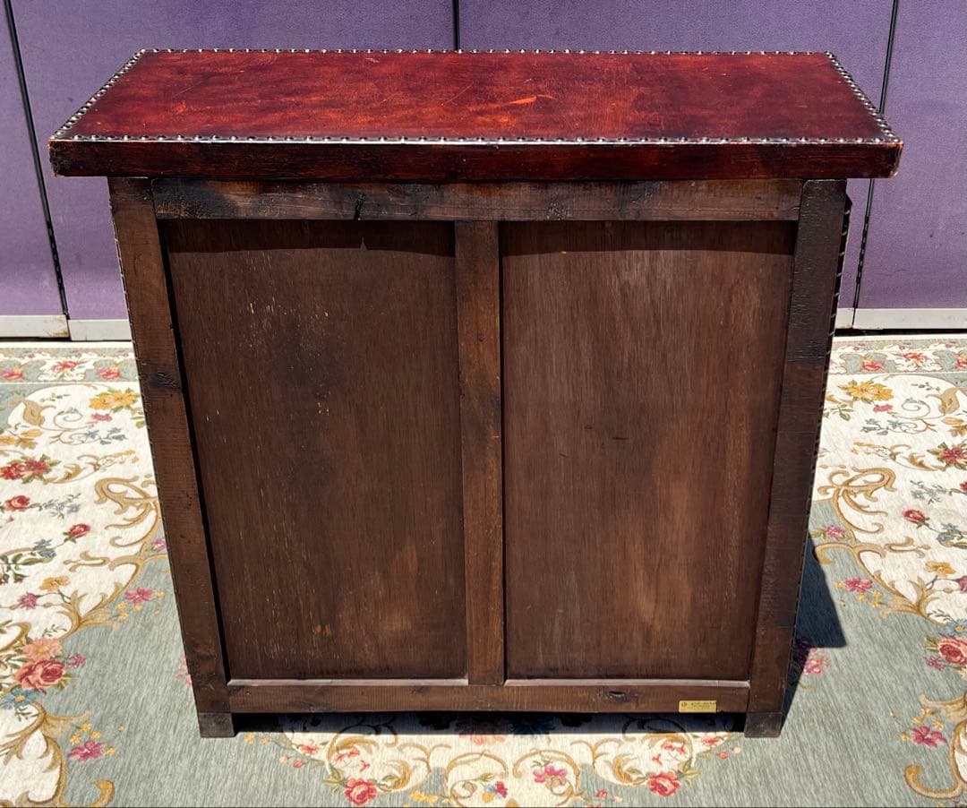 手描きの紋章付き木製タンスピールモーベル アルテサニア 作ったで スペイン