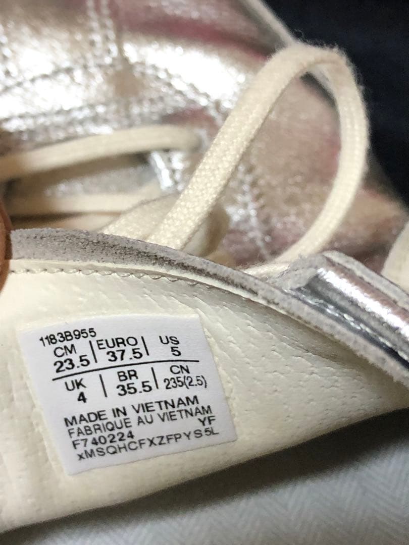 さくら Onitsuka Tiger MEXICO 66 (SILVER