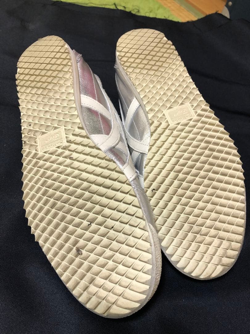 さくら Onitsuka Tiger MEXICO 66 (SILVER