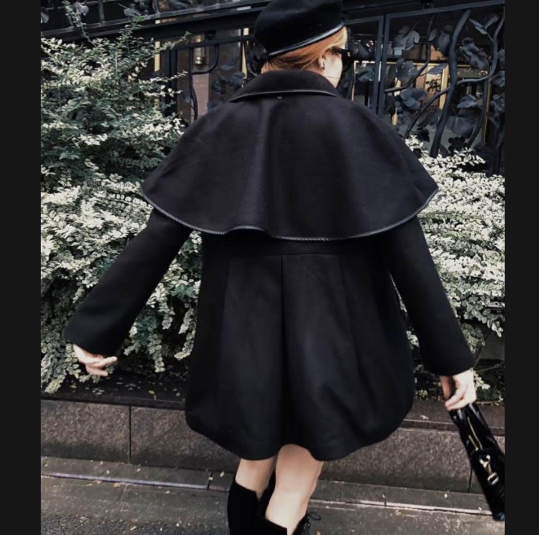 未使用　epine ケープコート　ブラック