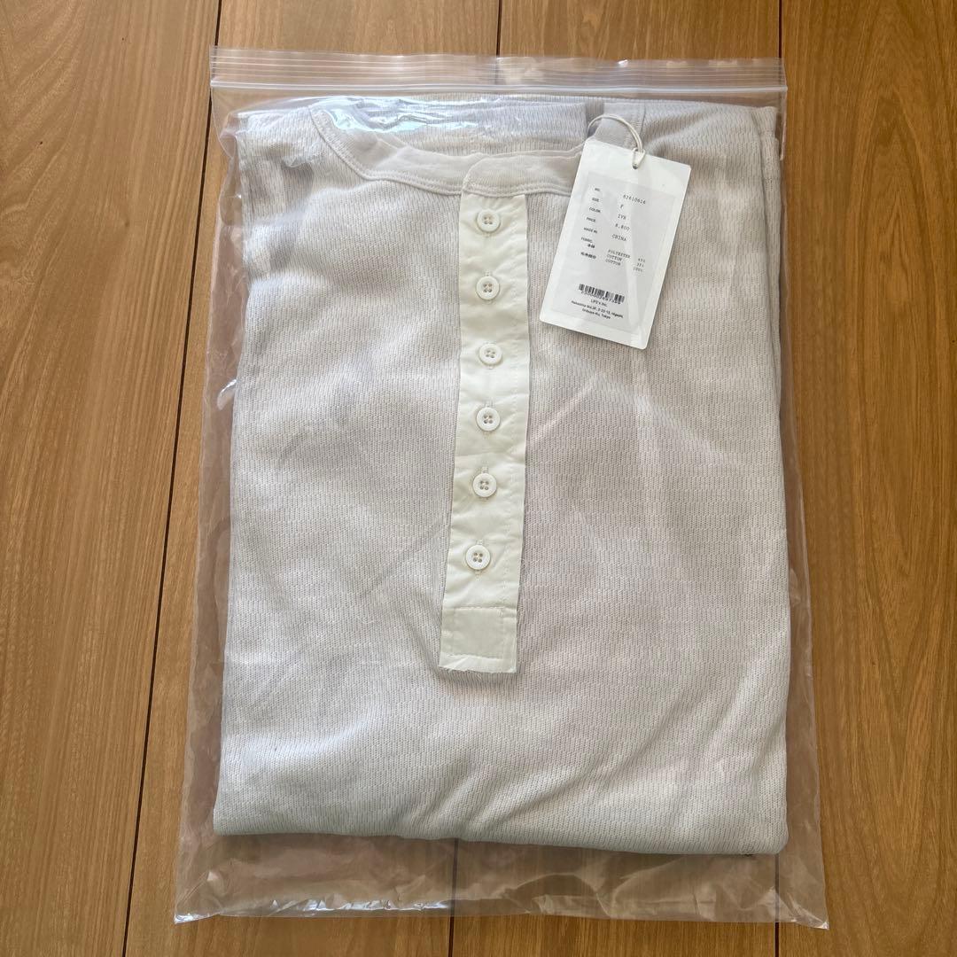 新品未使用anuke Thermal 2way Tops