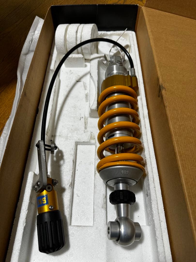 オーリンズ　Z1000 SX NINJA1000 リアサスペンション