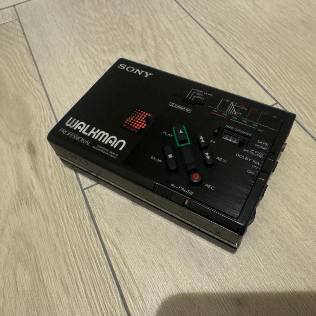 し*け様 【ジャンク】カセットプレーヤー