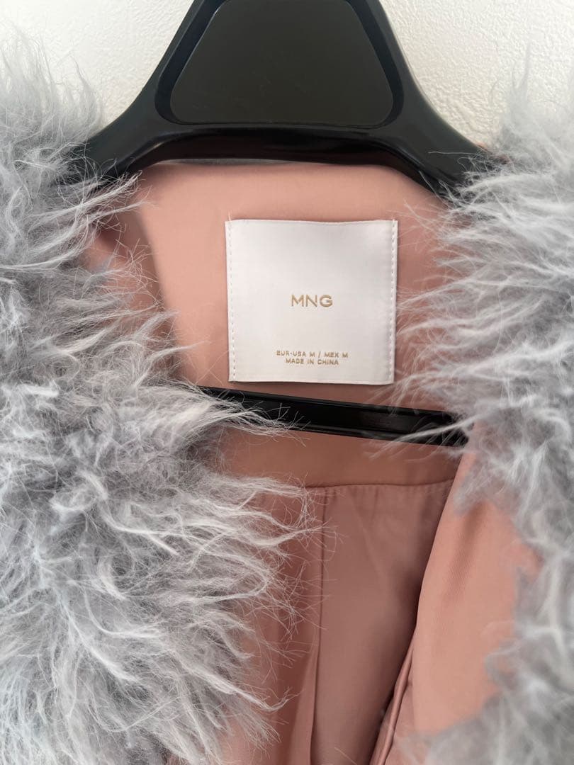 タイムセール　Mango ファージャケット　未使用品