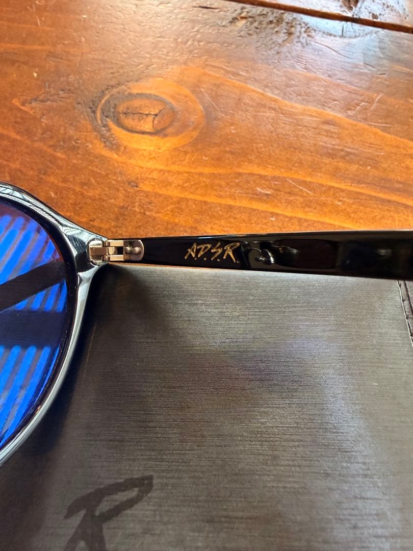 ADSR SATCHMOサングラス ケース付き