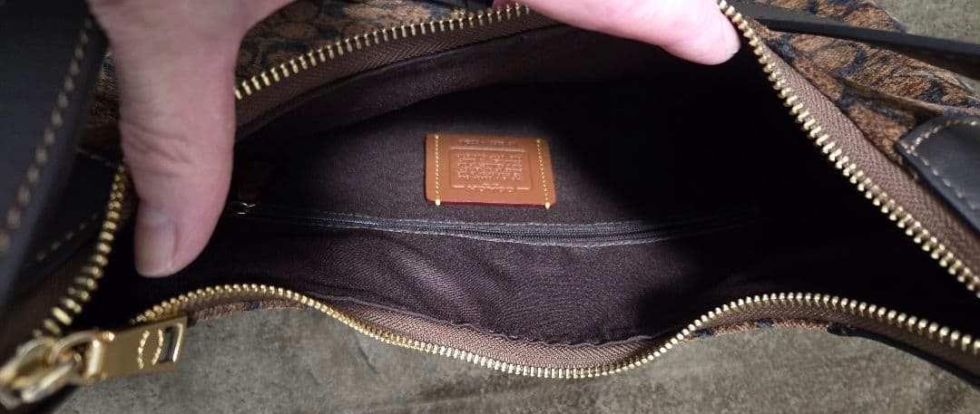 COACH エラ ショルダー バッグ・シグネチャー シェニール《新品未使用品》