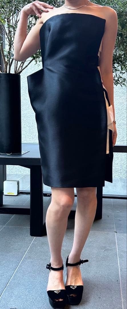 ランバン　ストラップレス ブラックドレス リボン