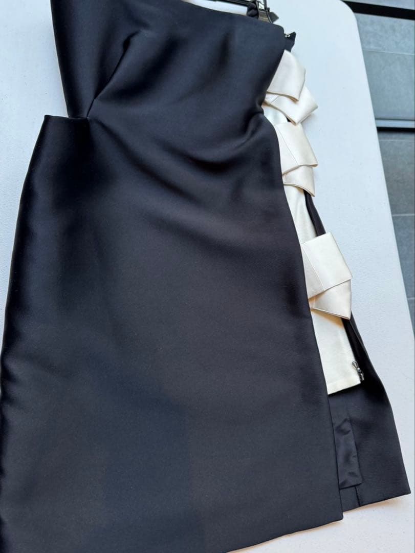 ランバン　ストラップレス ブラックドレス リボン