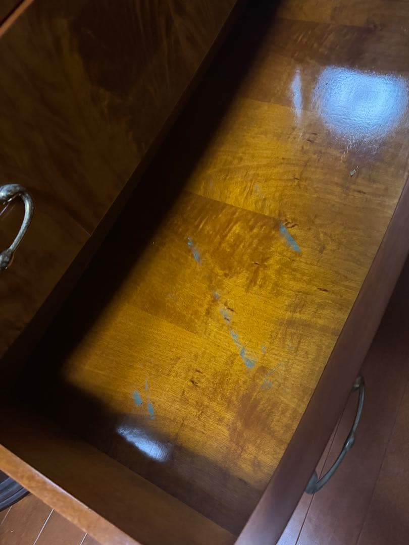 すぎた　ブラウン木製チェスト 4引き出し 鍵付き　4/4までの出品⭐️