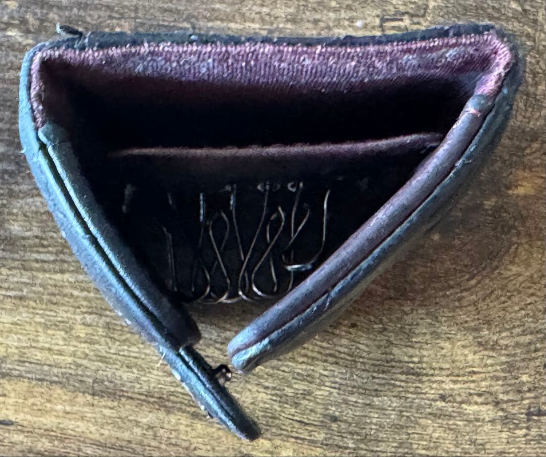 CHANEL シャネル キーケース 6連フック シルバー金具 黒 ラムスキン