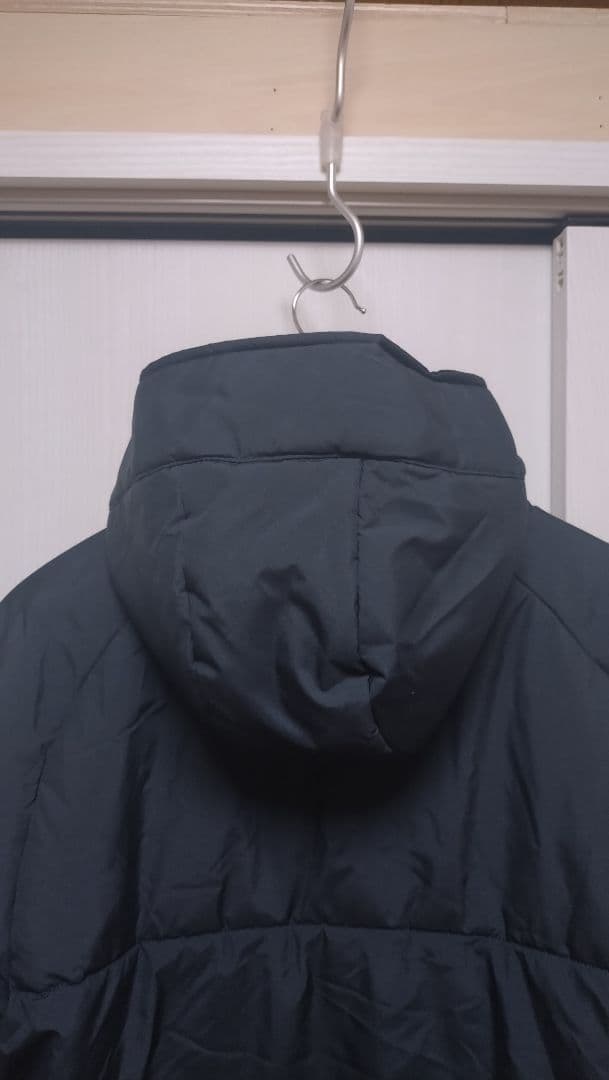 【UNDER ARMOUR】ベンチコート