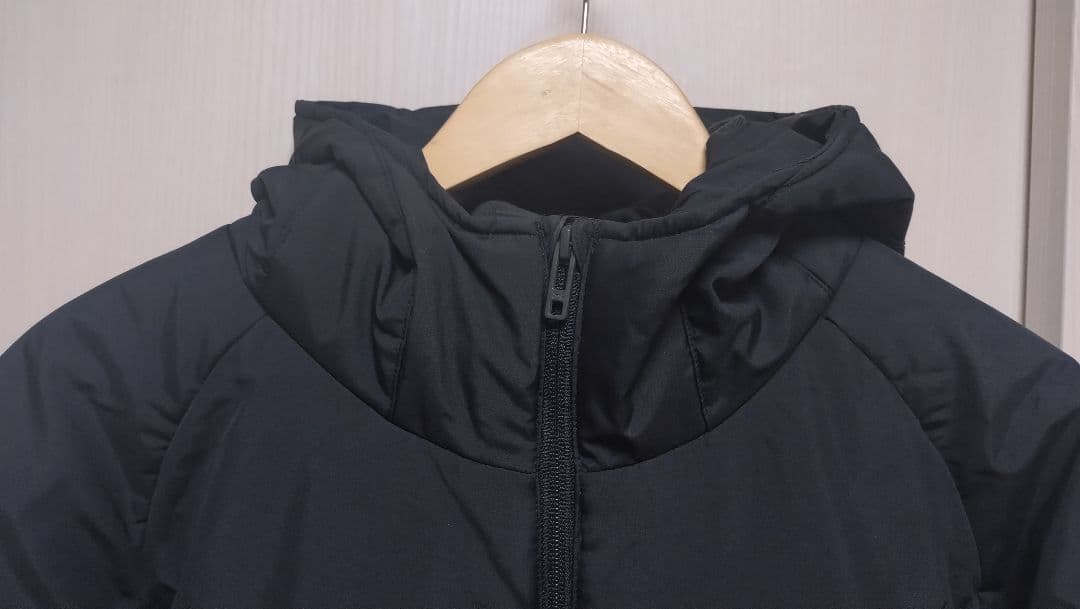 【UNDER ARMOUR】ベンチコート