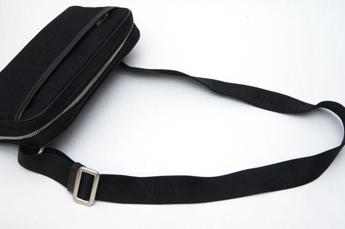 ✨極美品✨Louis Vuitton ブラック ショルダーバッグ