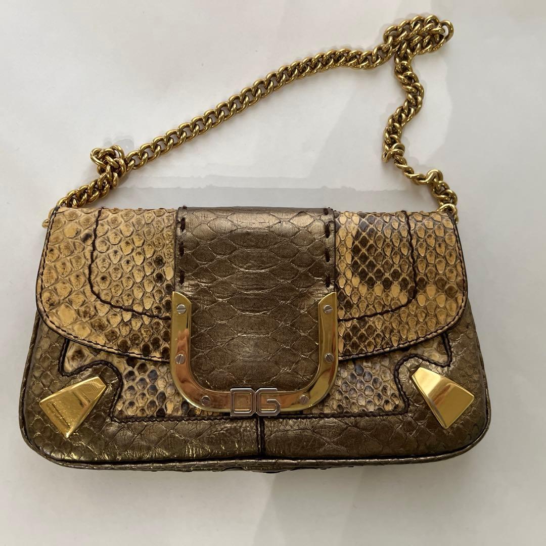 ドルチェ&ガッバーナ パイソン柄　蛇柄　クラッチ　チェーン付