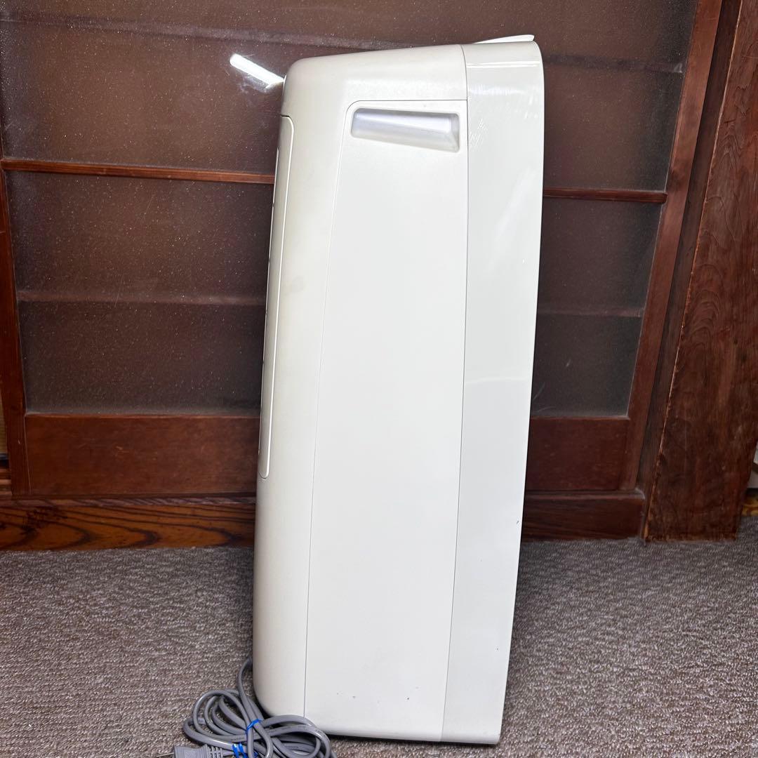 シャープ 30畳 プラズマクラスター 衣類乾燥除湿器 CV-L120-W