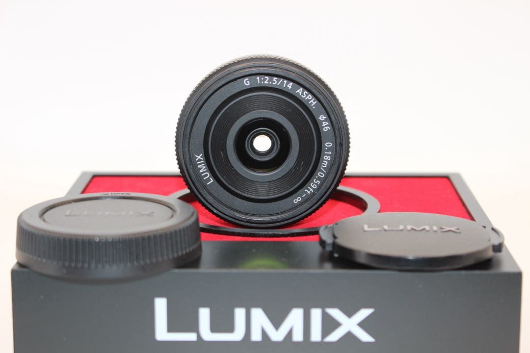 ★大人気★ LUMIX 14mm 単焦点レンズ　H-H014 パンケーキ