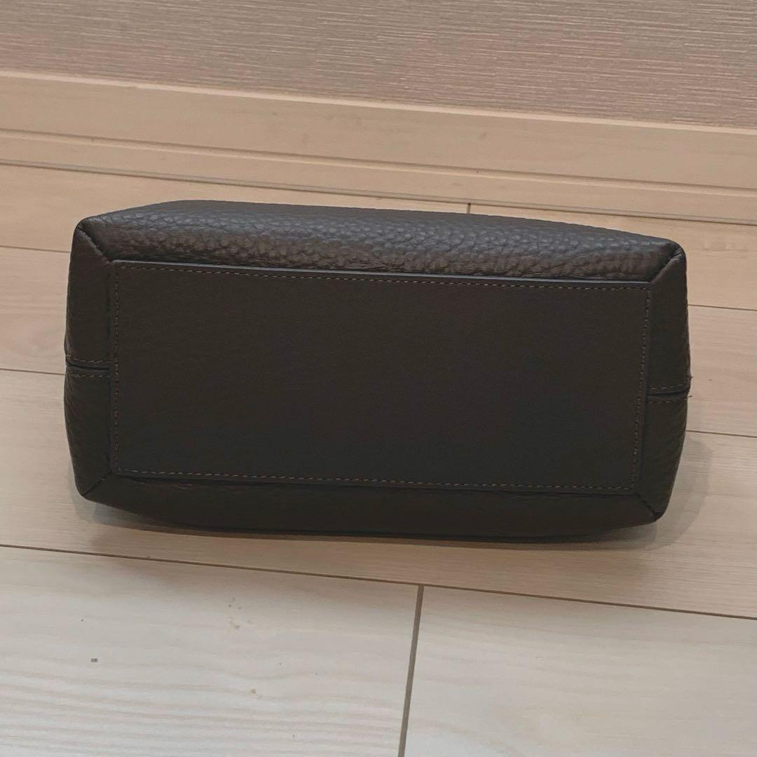 極美品✨イアクッチ ラーナ Sサイズ 2way ショルダーバッグ 現行品