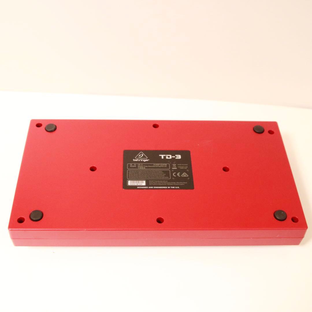 動作確認済 BEHRINGER TD-3-RDアナログベースラインシンセサイザー