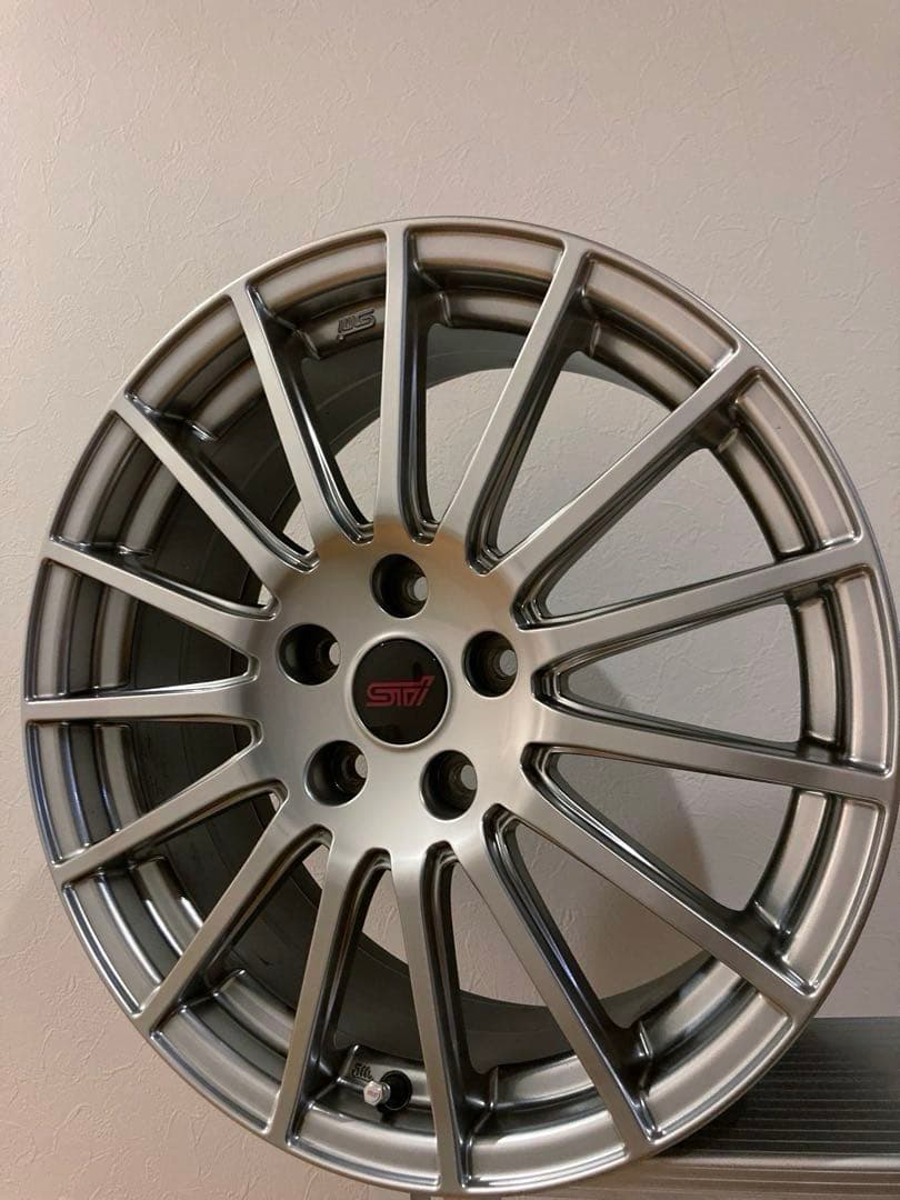 [ 値下中！！　] STI 18インチ ホイール 4本セット 送料込