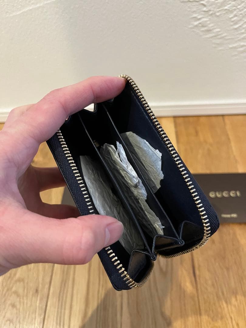 GUCCI ネイビー レザー ケース