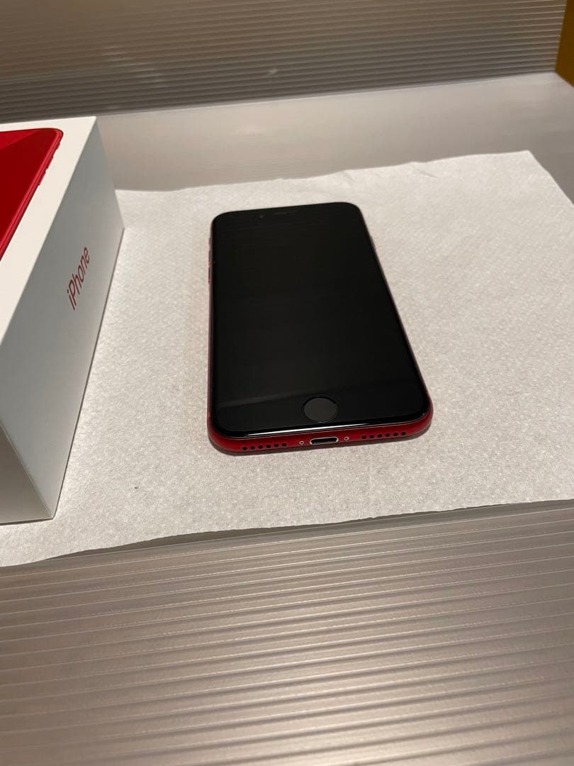 iphone8 64GB レッド