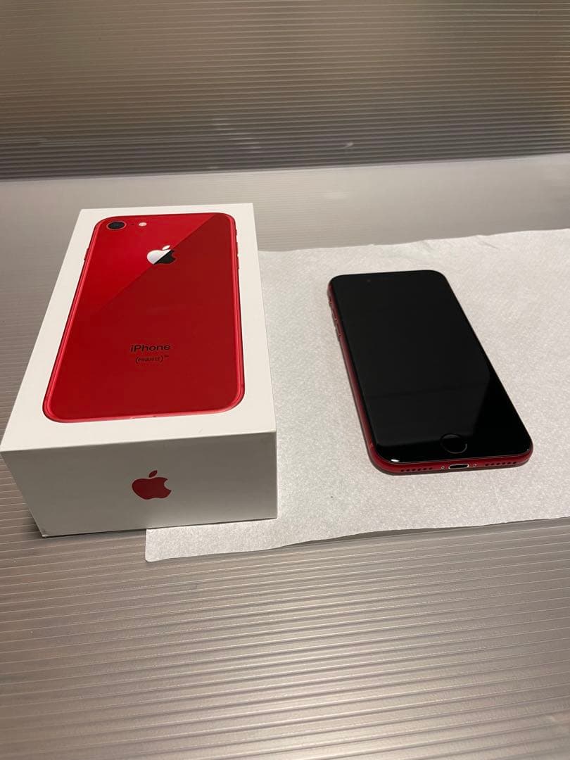 iphone8 64GB レッド