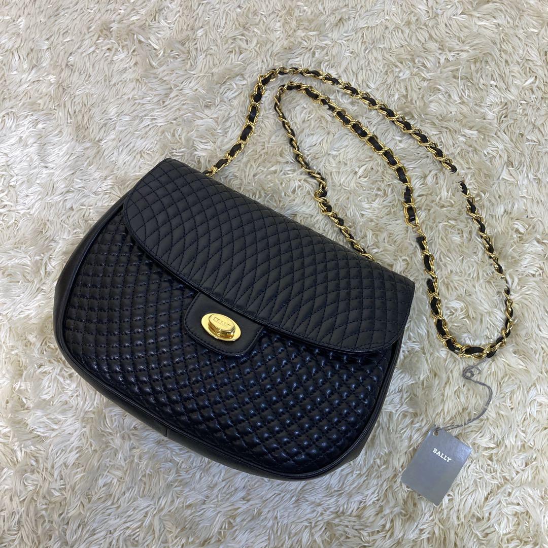 【極美品】✨BALLY キルティング　チェーンショルダーバックBK ゴールド金具