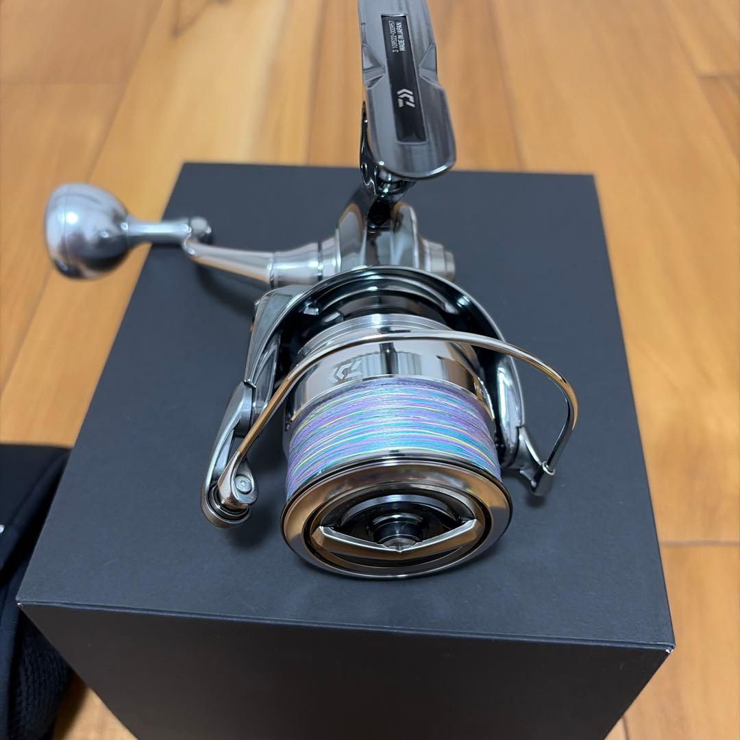 【値下げ】期間限定12月12日まで　ダイワ 22イグジストLT-5000CXH