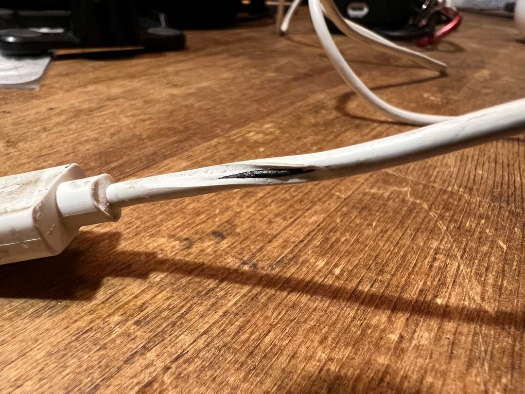 Arlo Pro3 アーロ　スポットライトカメラ　ワイヤレスセキュリティカメラ