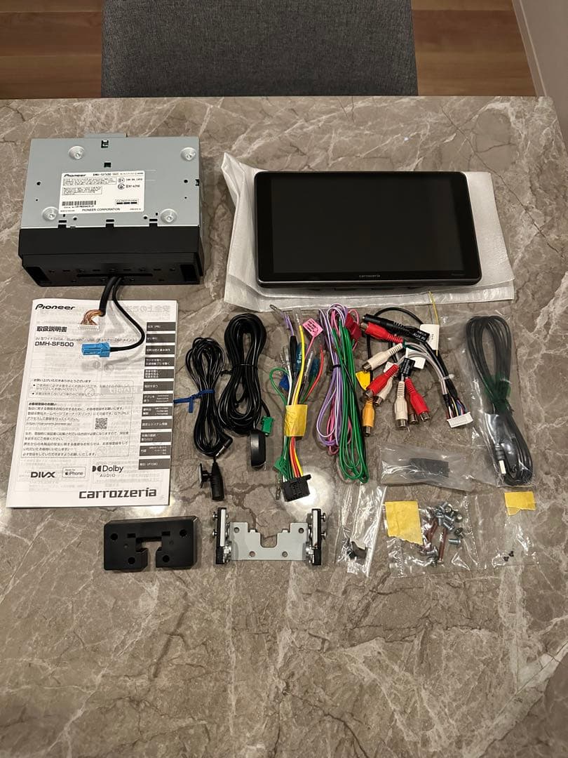 カロッツェリア　dmh-sf500 ディスプレイオーディオ　9インチ