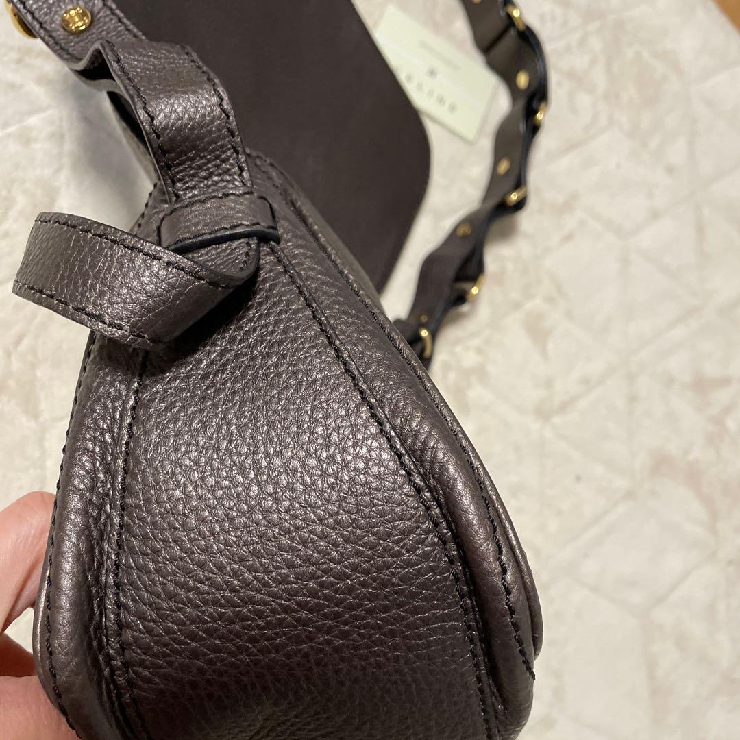 CELINE ブラウンレザー ショルダーバッグ