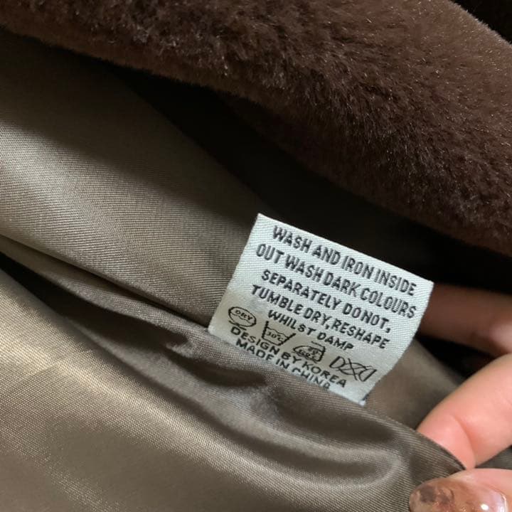 フェイクファーコート　ブラウン　ノーカラーコート