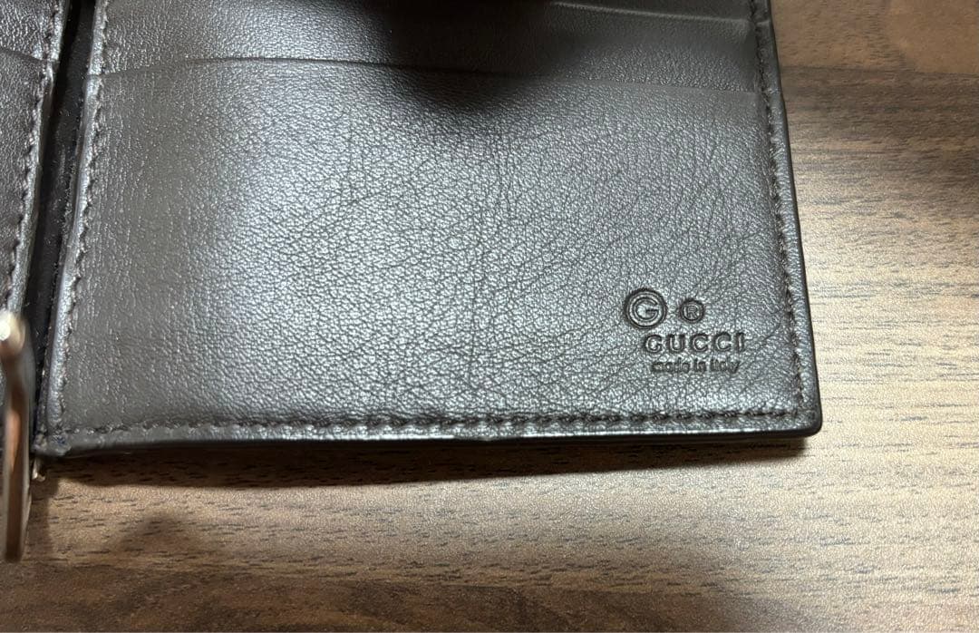 GUCCI ダークブラウン マイクログッチシマ マネークリップ